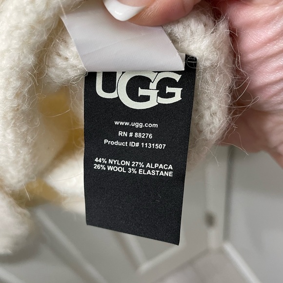 UGG NWOT Women's Lylah Rollneck Sweater in Cream Oversized 27” PTP - Picture 9 of 13